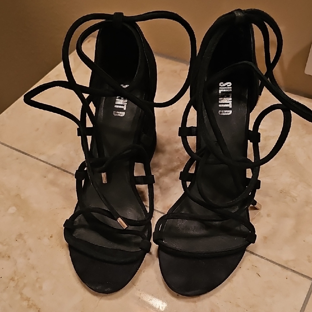 Stylish Black Strappy Heels